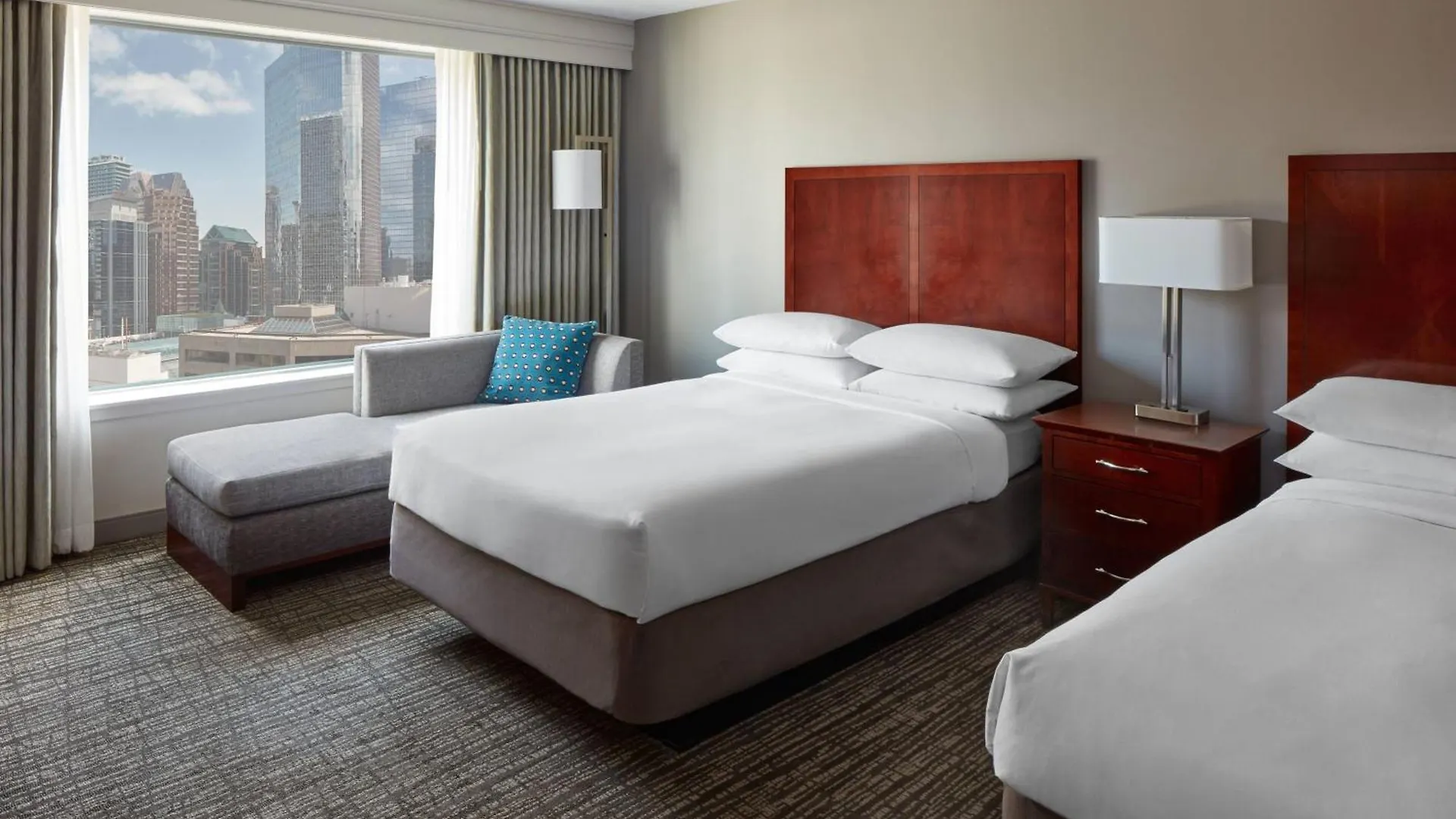Marriott Downtown At Cf Toronto Eaton Centre Hotel