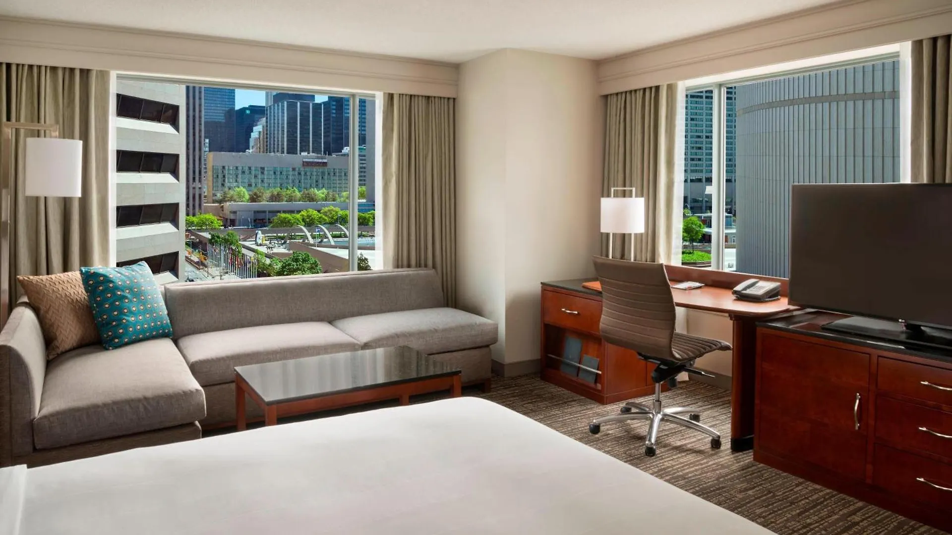 Marriott Downtown At Cf Toronto Eaton Centre Hotel