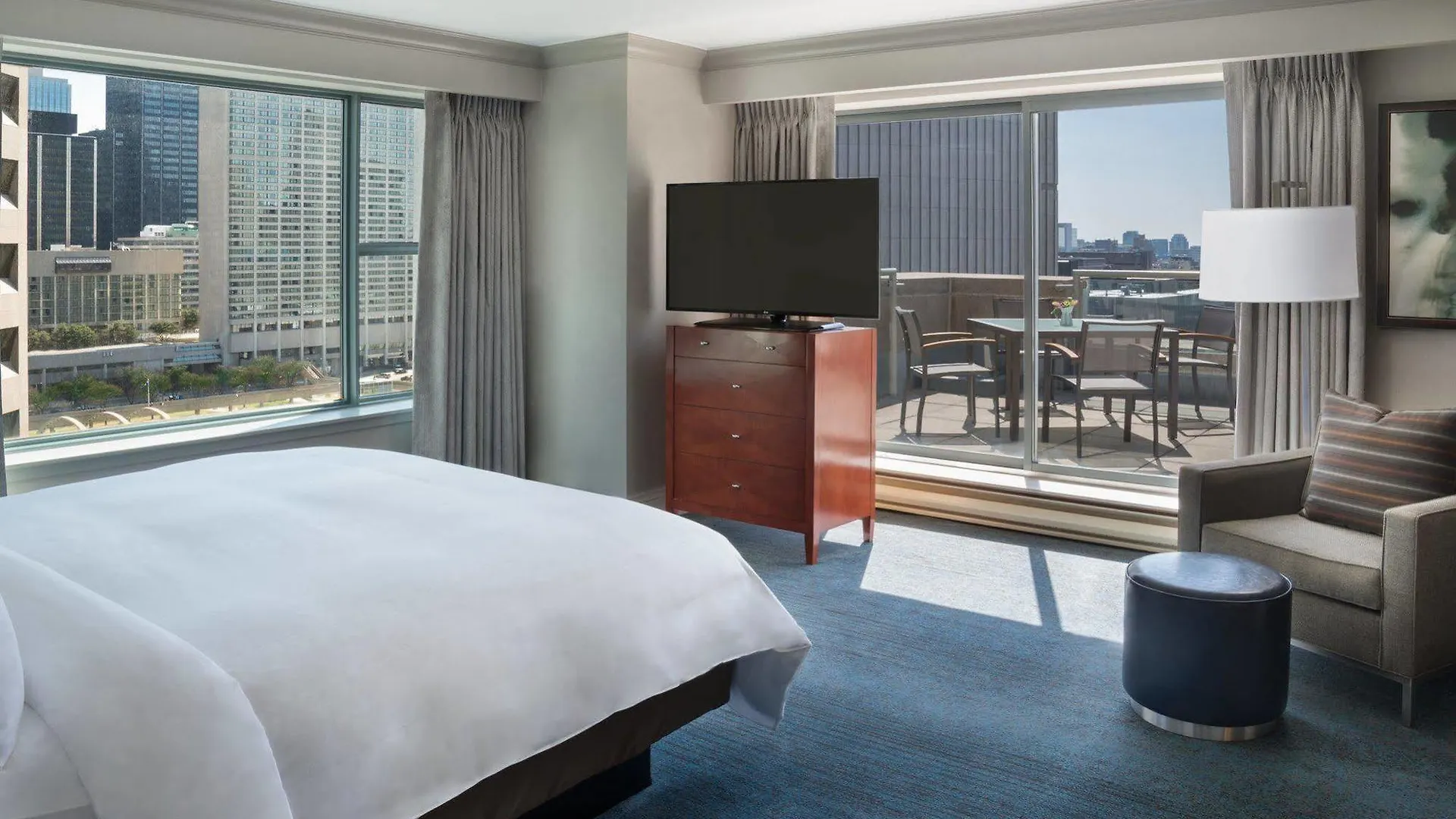 Marriott Downtown At Cf Toronto Eaton Centre Hotel 4*,