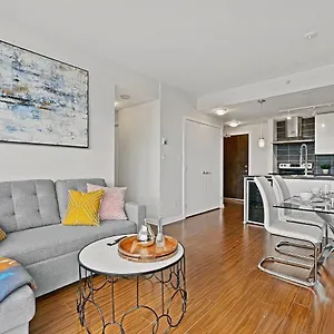 Apartment Luxe 2 Bedroom With Panoramic Views Of
