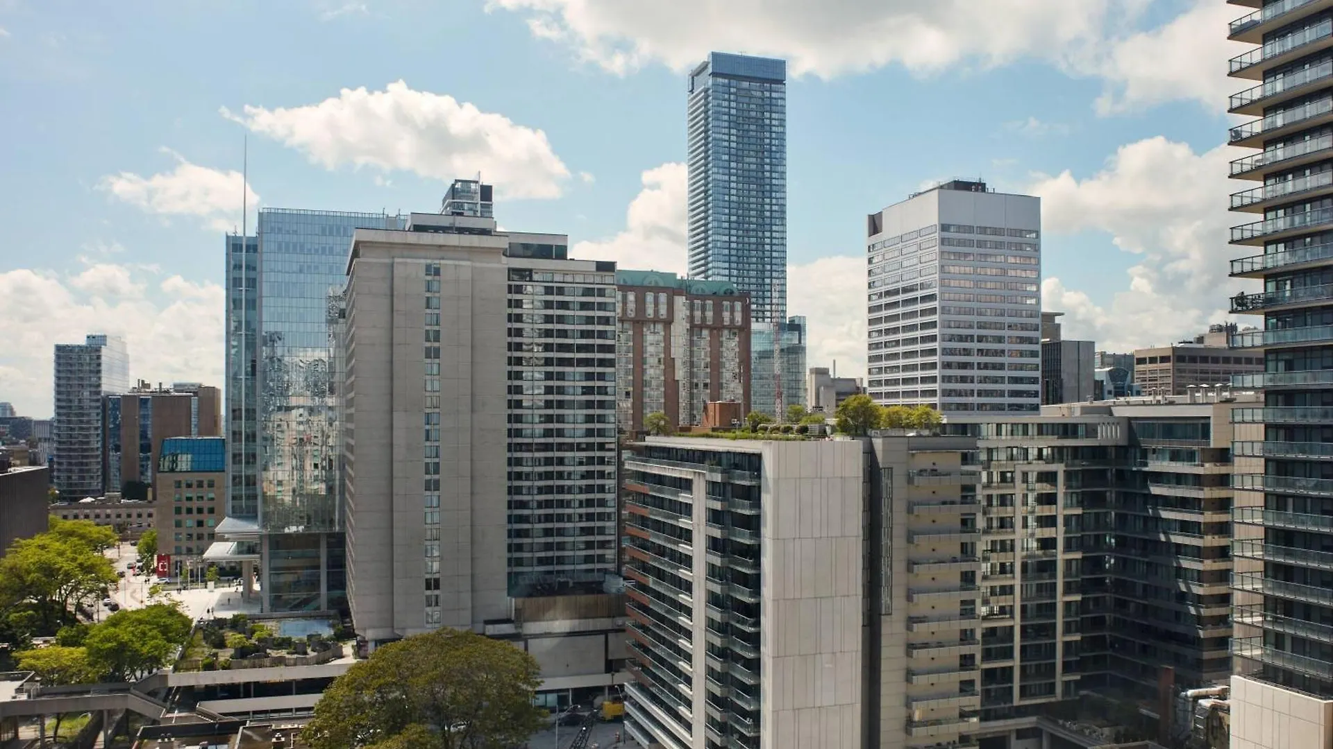 Отель Marriott Downtown At Cf Toronto Eaton Centre